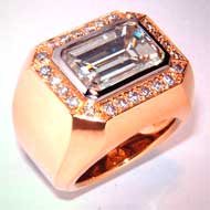 Diamantring mit einem Diamanten 18 ct. im Smaragdschliff